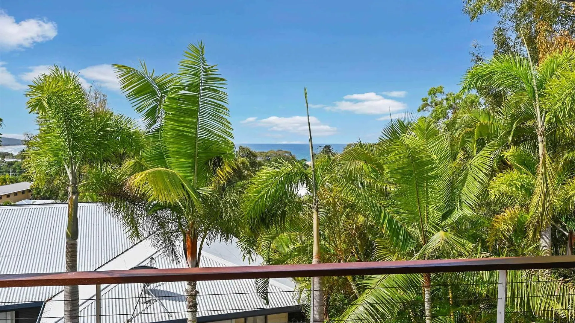 Paradise Palms - Agnes Water Apartment